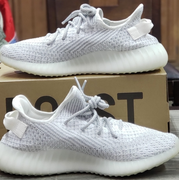 Yeezy Boost 350 v2 “Static Reflective” - Picture 3 of 8
